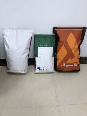 Servizio di stampa di spessore personalizzabile disponibile